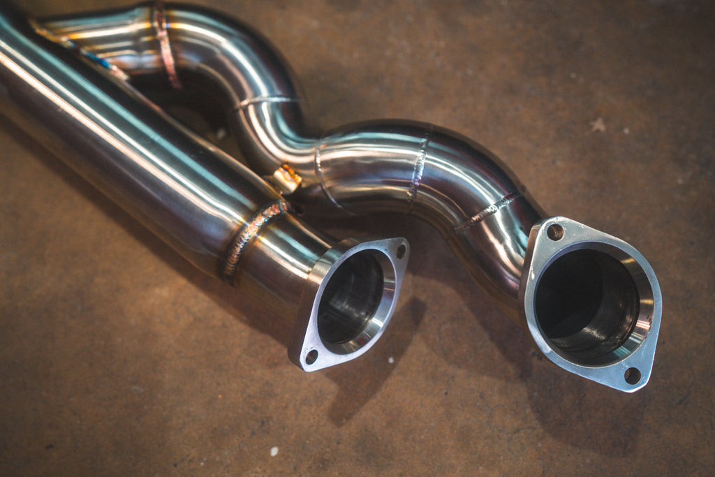 VD M2 G87 exhaust detail 7