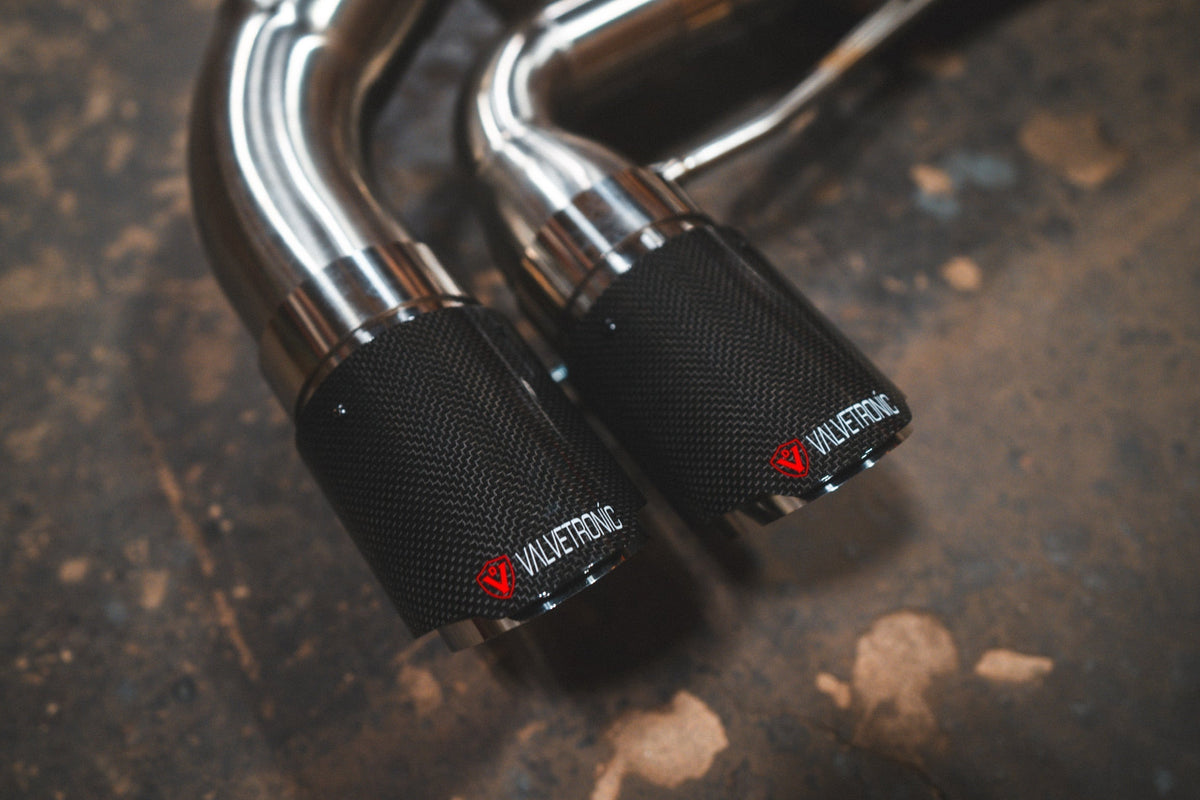 VD M240i exhaust detail 5