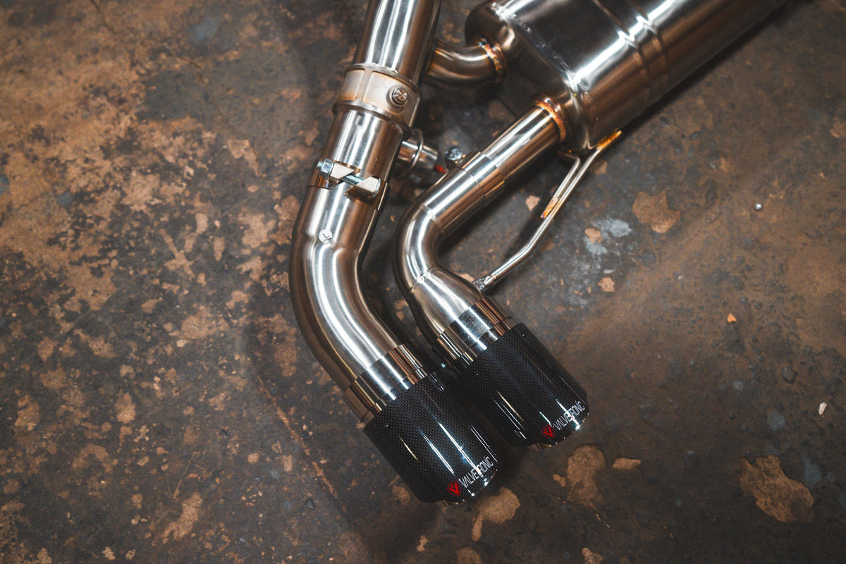 VD M340i/M440i exhaust detail 7