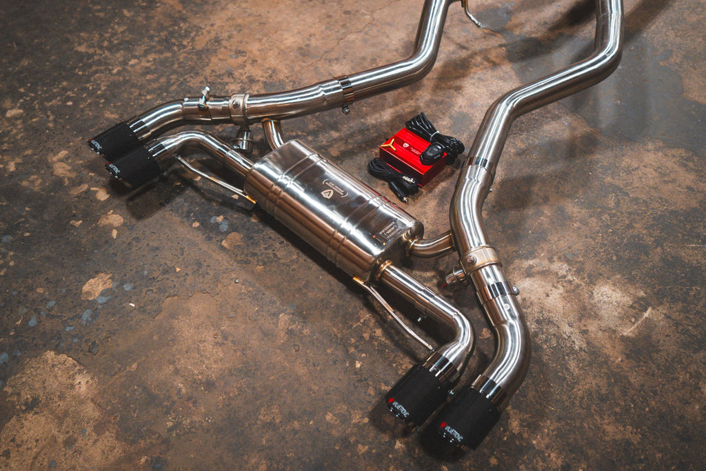 VD M340i/M440i exhaust detail 6