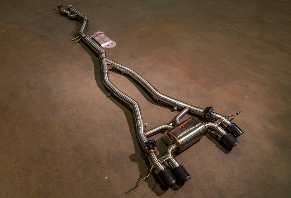 VD G8X equal-length exhaust detail 2