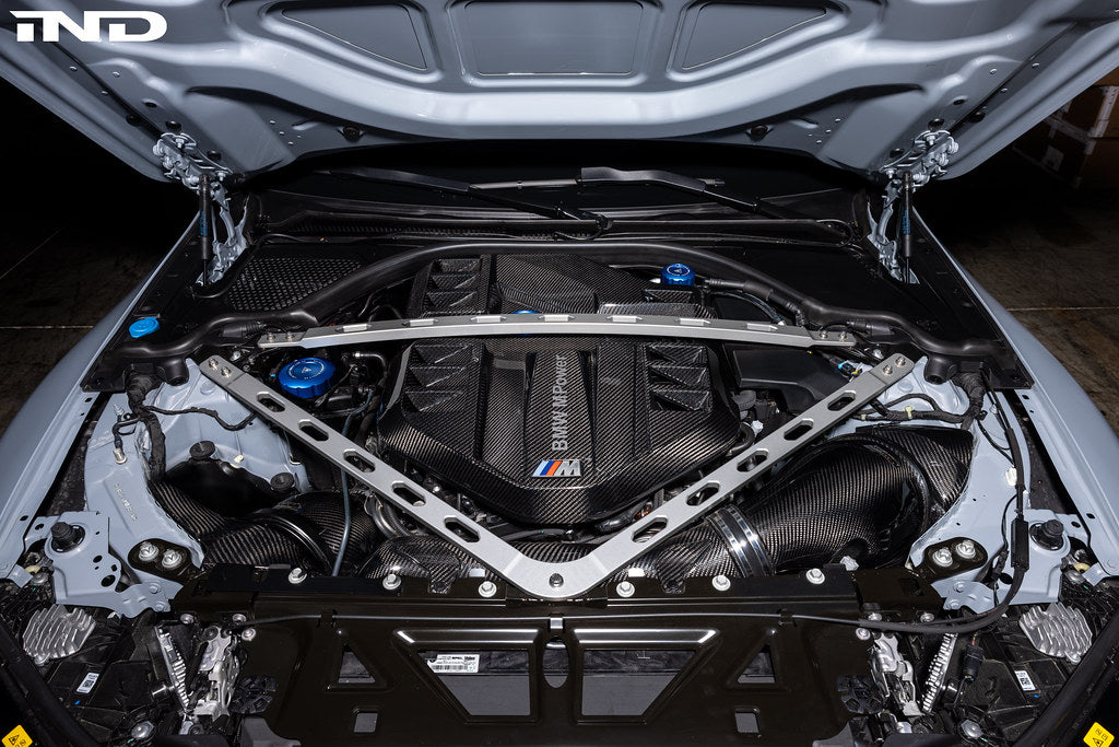 Eventuri G8X S58 engine cover fitted in M3 engine bay