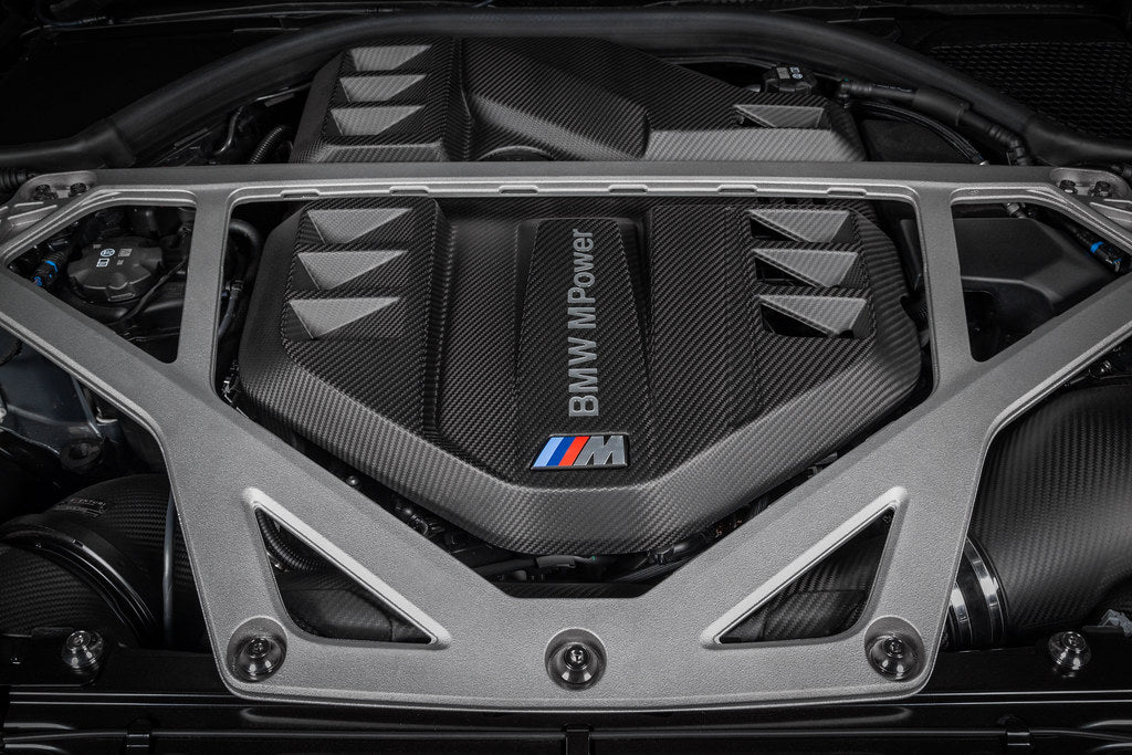 Eventuri G8X S58 matte carbon engine cover fitted