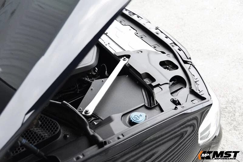 MST X3/X4 M40i intake detail 3